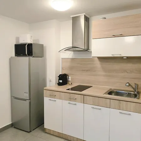 Apartament Lotusz Rezidencia *